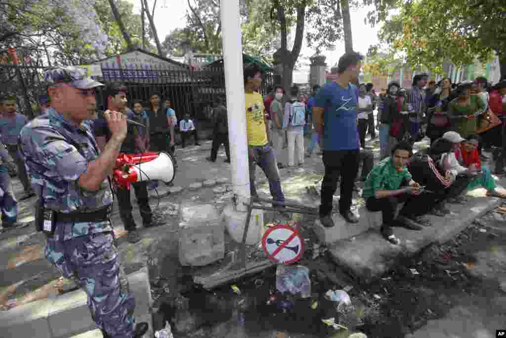 Kakmanduda zəlzələ