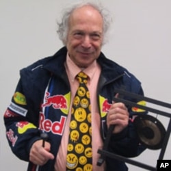 南加大东亚研究所主任骆思典