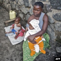 Kongo Demokratik Respublikasida jangarilar tomonidan jinsiy tajovuzga uchragan ona va uning bolalari