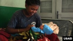 WHO mengatakan air susu ibu (ASI) adalah makanan terbaik bagi bayi, termasuk dari ibu pengidap Covid-19 (foto: ilustrasi). 