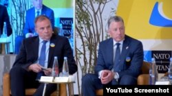 ბენ ჰოჯესი და კურტ ვოლკერი