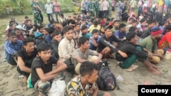 Sebanyak 119 pengungsi etnis Muslim-Rohingya yang tiba di perairan Desa Bluka Tebai, Kecamatan Dewantara, Kabupaten Aceh Utara, Provinsi Aceh. Rabu 16 November 2022. (Courtesy: Pemkab Aceh Utara)