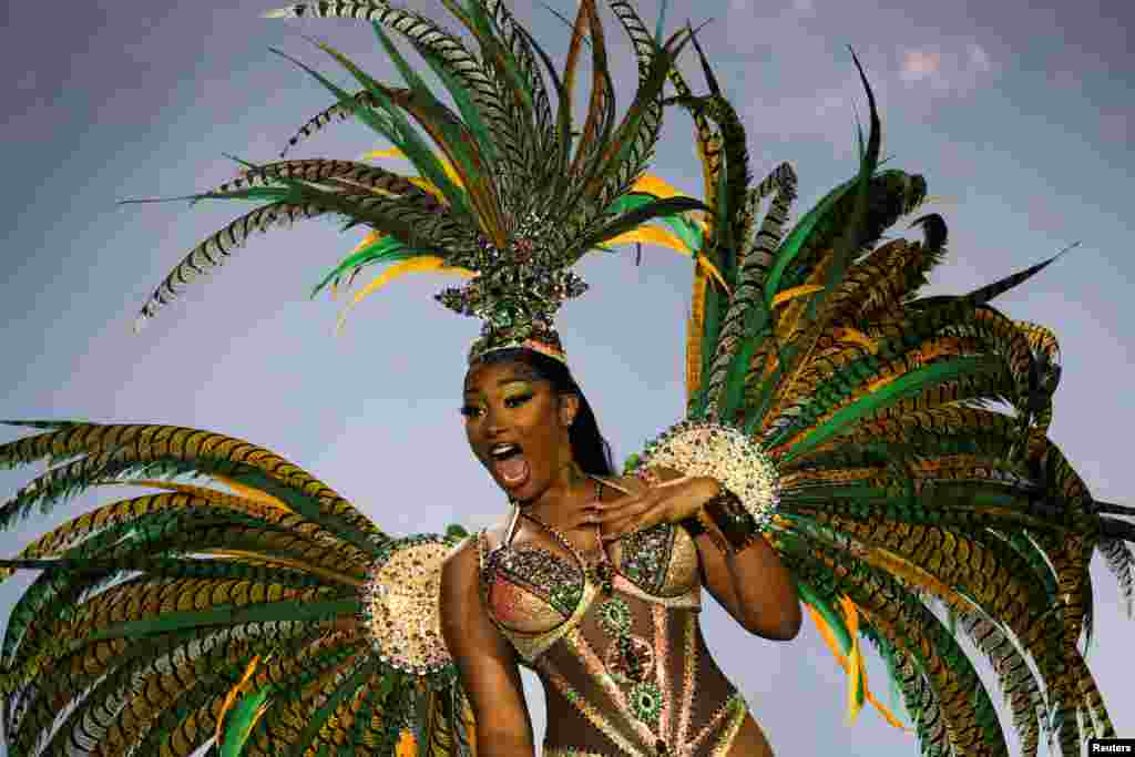 តារាចម្រៀង​រ៉េប​អាមេរិក​ Megan Three Stallion សម្តែង​ក្នុង​អំឡុង​មហោស្រព​តន្ត្រី Rock in Rio ក្នុង​ក្រុង Rio de Janeiro នៃ​ប្រទេស​ប្រេស៊ីល កាល​​ពី​ថ្ងៃ​ទី១១ ខែ​កញ្ញា ឆ្នាំ​២០២២។