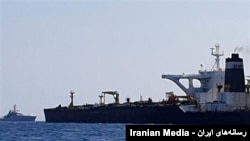 تصویری از یک شناور در خلیج فارس. (آرشیو)