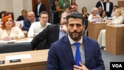 Konstitutivnoj sednici Skupštine Beograda prisustvovao je i kandidat SNS-a za gradonačelnika Aleksandar Šapić (foto: FoNet)