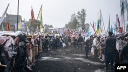 L'opposition dénonce des irrégularités dans le déroulement du scrutin.