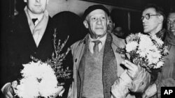 عکسی از پیکاسو در ۱۹۵۰. او در ۹۱ سالگی در آوریل سال ۱۹۷۳ درگذشت. 