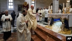 In Photos: Christmas Celebrations Around the World