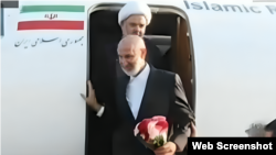 حمید نوری، از مقامات جمهوری اسلامی که در رابطه با جنایت علیه بشریت محکوم شده بود، پس از مبادله با دو سوئدی زندانی، به ایران بازگشت