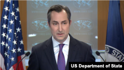 매튜 밀러 미국 국무부 대변인이 31일 워싱턴 국무부 청사에서 정례브리핑을 하고 있다.