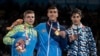 Buenos-Ayresdagi o‘smirlar Olimpiadasida kumush medalni qo‘lga kiritgan ukrainalik bokschi Maksim Galinichev (chapda), 2018-yil, 18-oktabr.
