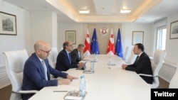 პრემიერი ღარიბაშვილი საერთაშორისო სავალუტო ფონდის ახლო აღმოსავლეთისა და ცენტრალური აზიის დეპარტამენტის დირექტორს ჯიჰად აზურს ხვდება