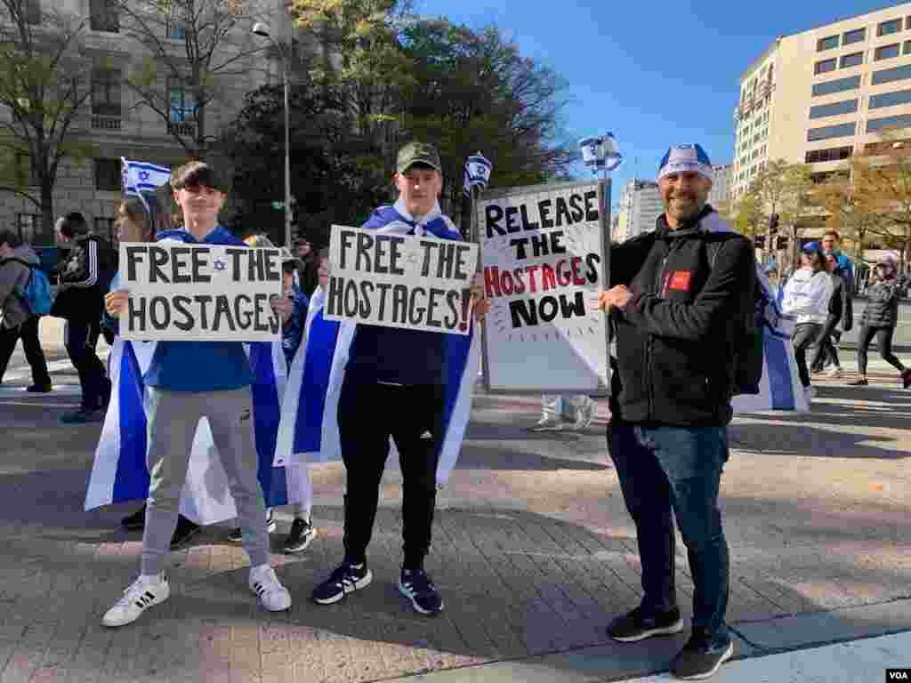 آلبوم عکس ـ راهپیمایی حمایت از اسرائیل در واشنگتن دی&zwnj;سی، سه&zwnj;شنبه ۲۳ آبان ۱۴۰۲
