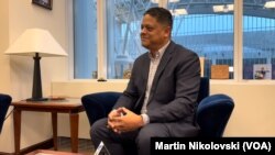 Северна Македонија е на пат кон структурни реформи, смета извршниот директор во Одборот на Групацијата Светска банка – Холандска Конституенца, Јуџин Ругенат. 