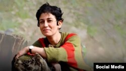 پخشان عزیزی