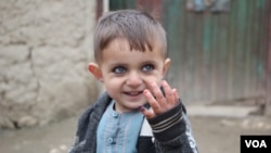 افغانستان و پاکستان دو کشوری در جهان اند که هنوز هم بیماری پولیو از کودکان در آن قربانی می‌گیرد