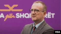 Арбен Таравари