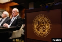 Mahkamah Internasional sedang menggelar sidang di Den Haag, Belanda mengenai konsekuensi hukum pendudukan Israel di wilayah-wilayah Palestina, 19 Februari 2024. (Foto: Piroschka van de Wouw/Reuters)