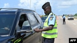 Alino Faso serait suspecté d'avoir des liens étroits avec les "Bataillons d’intervention rapide de la communication" (BIR-C), un groupe d'influenceurs très actifs sur les réseaux sociaux.