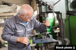 Keyingi 10 yillikda nafaqaga chiquvchilar soni yangi ishchilar sonidan ko’p bo’lishi kutilmoqda.