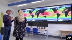 นักวิทยาศาสตร์ติดตามการเคลื่อนตัวของภูเขาน้ำแข็งจากภาพถ่ายดาวเทียมและปัญญาประดิษฐ์