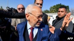 Début février, Rached Ghannouchi a été condamné à trois ans de prison pour financement "étranger" illégal de sa formation politique.