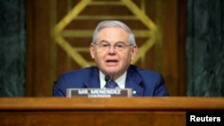 밥 메넨데즈 미국 상원 외교위원장.