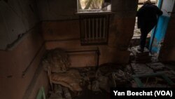Uništene kuće u Siversku (Foto: YAN BOECHAT/VOA)