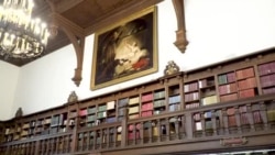 Shakespeare Library reopens in Washington with rare artifacts on display