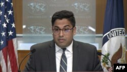베단트 파텔 미국 국무부 수석부대변인은 25일 정례브리핑을 하고 있다.