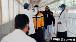 سازمان بین‌المللی مهاجرت گفته است که به ۷۰هزار و ۶۳۰ مهاجر عودت‌کننده به افغانستان و به بیجاشدۀ داخلی در این کشور مشاوره‌های بهداشتی ارایه کرده و همچنان، ۱۴۱هزار و ۵۲۶ نفر دیگر به هدف جلوگیری از امراض ساری واکسین شده‌اند.