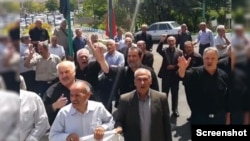 Təbrizdə telekominikasiya təqaüdçüləri aksiya keçirib