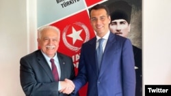 თურქეთის ოპოზიციური პარტია „დედა სამშობლოს“ („ვათან“) ლიდერი დოღუ ფერინჩექი და სეპარატისტი არძინბა ანკარაში