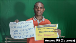 Pemuda dan mahasiswa mendukung gugatan Suku Awyu menolak izin perkebunan sawit di Boven Digul. (Foto: Courtesy/Ampera PS)