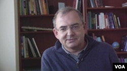 เซอร์เกย์ โฟเมล อาจารย์ด้านธรณีฟิสิกส์ มหาวิทยาลัยเท็กซัส วิทยาเขตออสติน