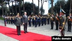 Zakir Həsənov və Cuanşer Burçuladze (Mənbə: Azərbaycan Müdafiə Nazirliyi)