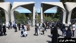 حجاب در دانشگاه‌ها