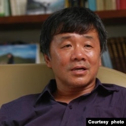 中国经济学者盛洪教授 （资料照）