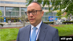 Главен фокус е задржување на стандардот на граѓаните, вели Николоски. 