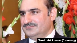 زردشت شمس، په لندن کې مېشت د افغانستان پخوانی سفارتکار