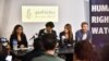 Dari kiri: Aya Majzoub (Amnesty International), Ramzi Kaiss (Human Rights Watch), Carmen Joukhadar (reporter Al-Jazeera) dan Dylan Collins (AFP) menghadiri konferensi pers bersama oleh kelompok hak asasi manusia di Beirut Kamis, 7 Desember 2023.