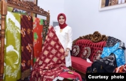 Yetti Oktarina Prana atau Rina, penggagas "Batik Durian" (Dokumentasi Drekanasda Lubuklinggau)