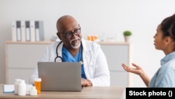 Eng katta ishchi kuchi tanqisligi sog’liqni saqlash bilan bog’liq sohalarda bo’lishi kutilmoqda. Chunki nafaqaga chiqayotgan bumerlarning o’ziga ham tibbiy xizmatlar kerak bo’ladi.