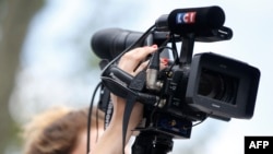 Après, les journaux Libération et Le Monde, la chaîne France 24 et RFI, c'est LCI qui est dans le collimateur du pouvoir burkinabè.