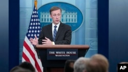제이크 설리번 백악관 국가안보보좌관이 15일 정례브리핑을 하고 있다.