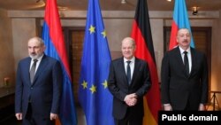 Nikol Paşinyan, Olaf Şolts və İlham Əliyev