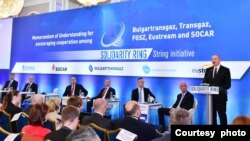 Prezident İlham Əliyev Bolqarıstanda qaz sahəsində əməkdaşlığın təşviqi barədə memorandumun imzalanma mərasimində (Rəsmi foto)