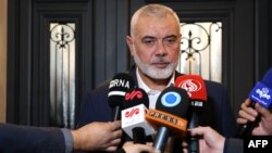 Basé au Qatar, Ismaïl Haniyeh est arrivé au Caire "pour des discussions avec les responsables égyptiens sur l'agression sioniste et d'autres dossiers".