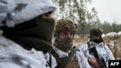 Забелешките на Андриј Јермак беа едни од најискрените досега од висок функционер во Киев, бидејќи неизвесноста се врти околу иднината на виталните пакети за помош на САД и Европската Унија додека трае војната на Украина со Русија