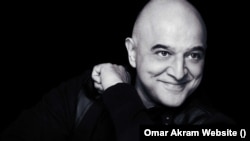 عمر اکرم، هنرمند امریکایی افغان‌تبار